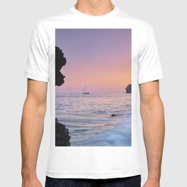 Big Wave. La Joya Beach At Sunset. Spain T-shirt