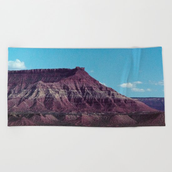 Red Mountain (La Verkin, Utah) Beach Towel
