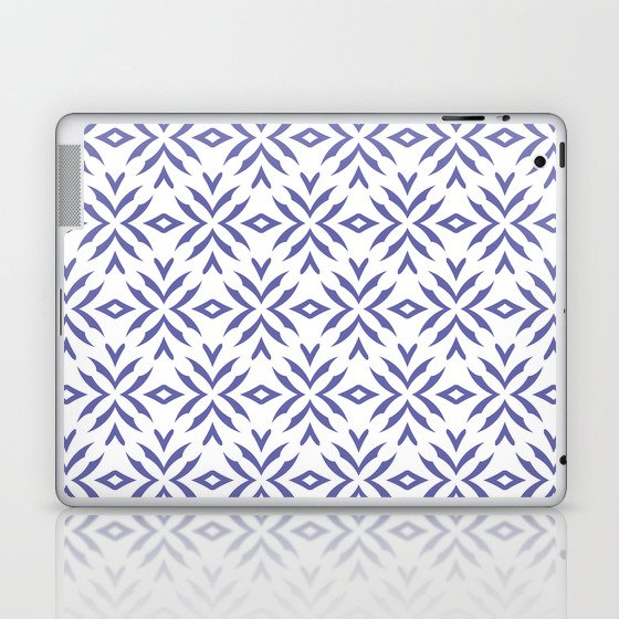 Periwinkle and White Abstract Flower Pattern - Pantone 2022 Color of the Year Very Peri 17-3938 Laptop & iPad Skin