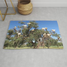 Goats in a tree Rug
