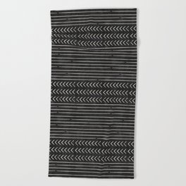 arrow stripes - cream on black Beach Towel