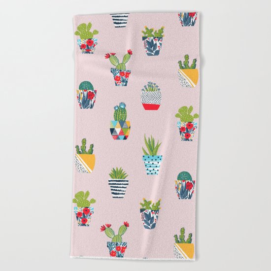 Funny cacti illustration Beach Towel