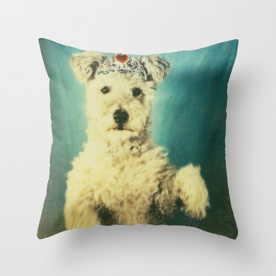 le Queen Throw Pillow
