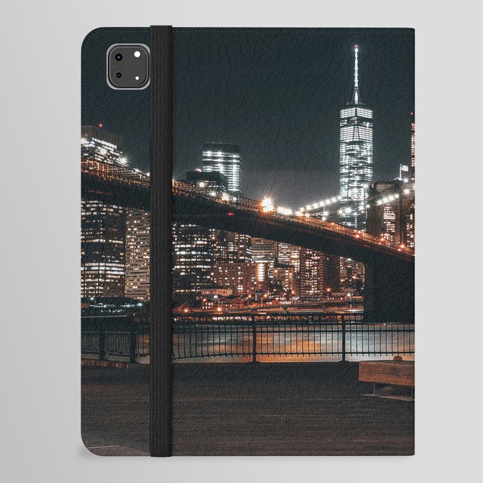 Brooklyn Bridge and Manhattan Skyline at night in New York City iPad Folio Case