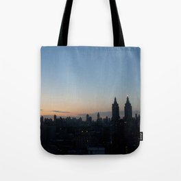 Sunrise in New York Tote Bag