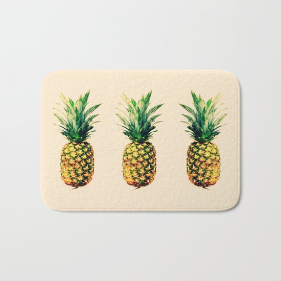 Golden pineapple Bath Mat