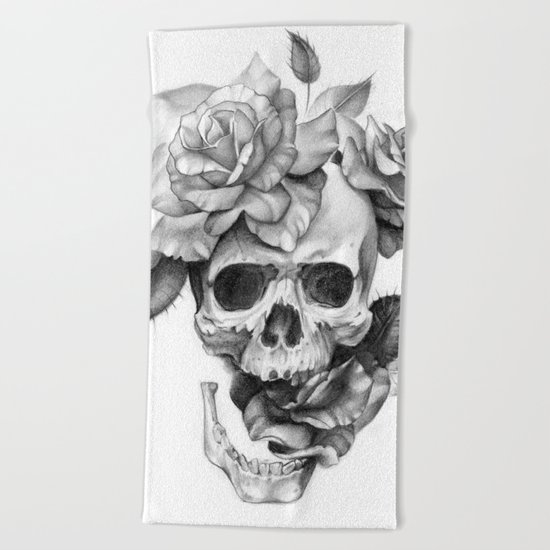 Black and white Skull and Roses Beach Towel