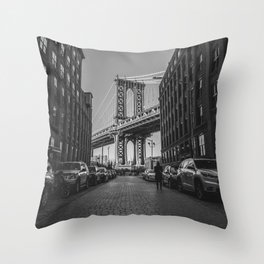 New York City Bridge (Black and White) Throw Pillow