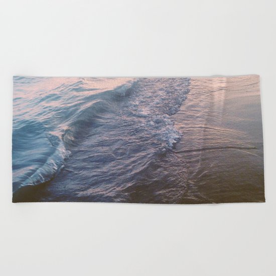 Sunset waves Beach Towel