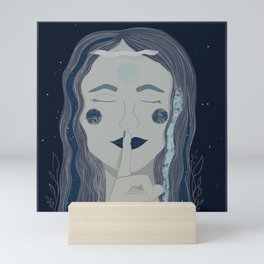Be quiet Mini Art Print