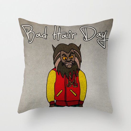 bad hair day no:5 / Thriller Throw Pillow