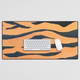 wild animals: tiger pattern Desk Mat