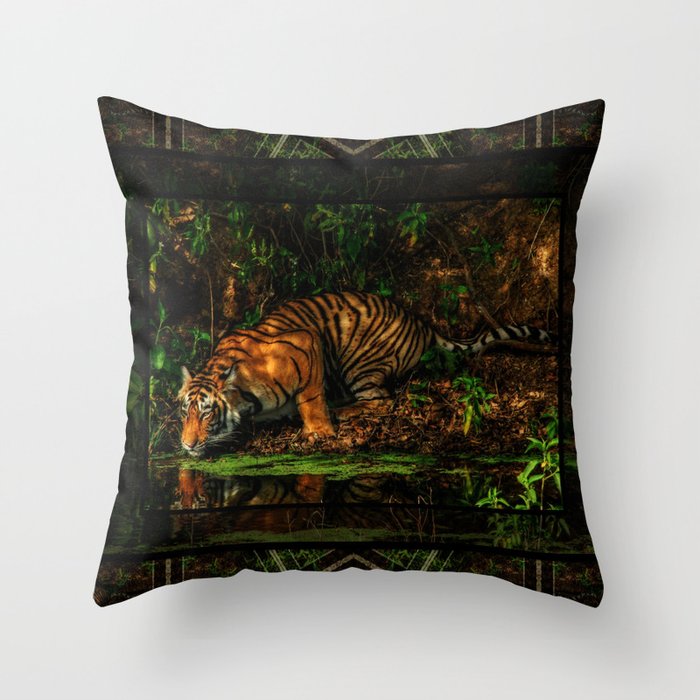 The Royal Bengal Tiger ( Throw Pillow