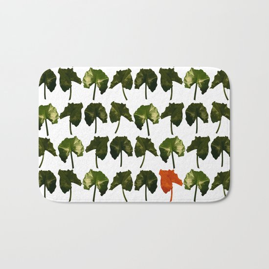 Red Leave Bath Mat