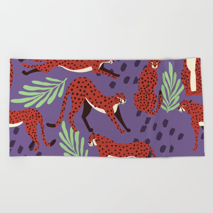 Dark cheetah pattern Beach Towel