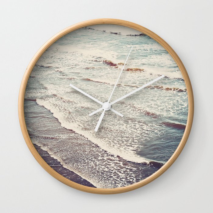 Ocean Waves Retro Wall Clock