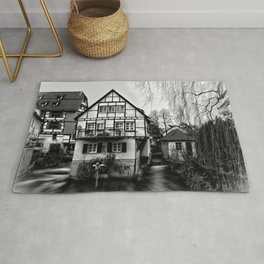 Old timbered house Rug