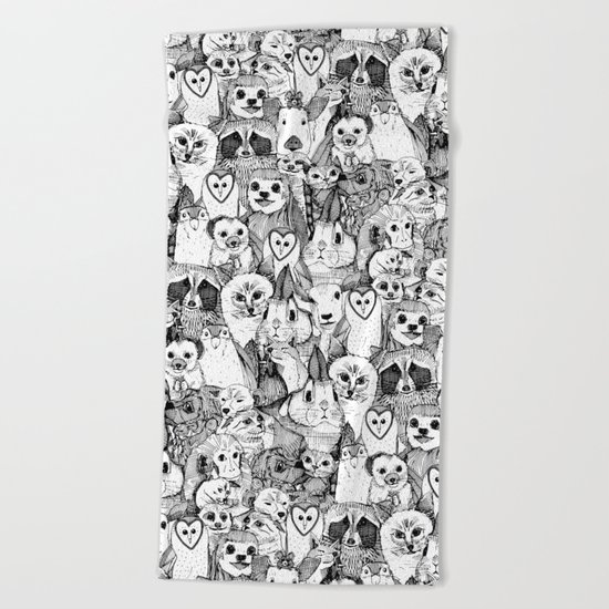 love and hugs Beach Towel