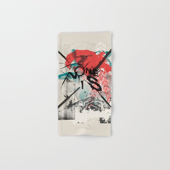 I Remember Nothing Hand & Bath Towel