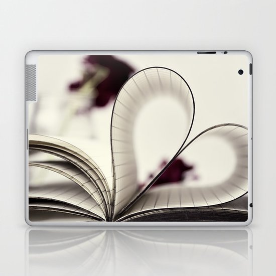 paper heart ♥ Laptop & iPad Skin