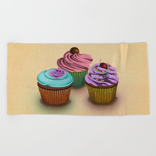 Cupcakes! Beach Towel