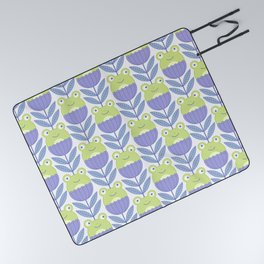 Cute Frogs Lilac Picnic Blanket