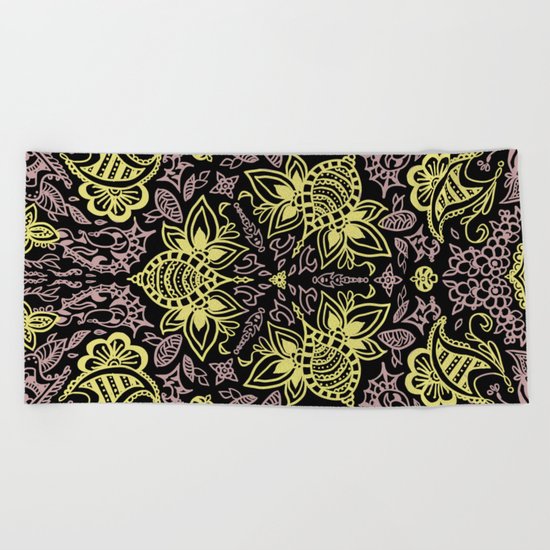 Bee-pink Beach Towel
