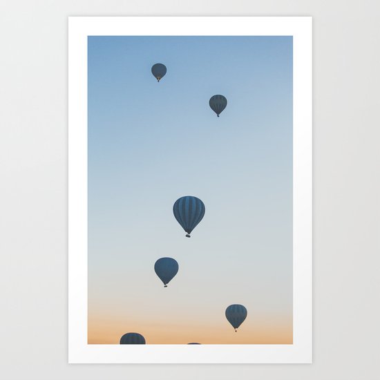 balloons over the desert Art Print