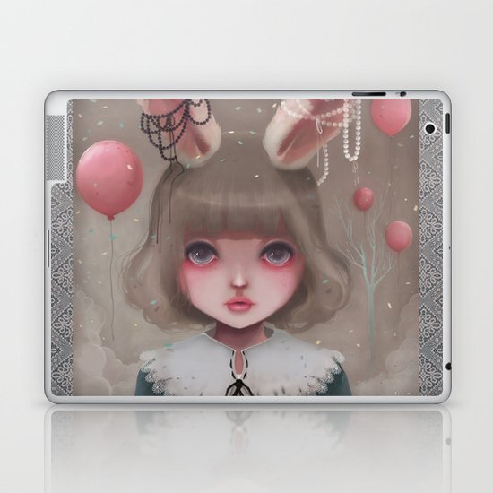 Juliette, balloons & pearls... Laptop & iPad Skin