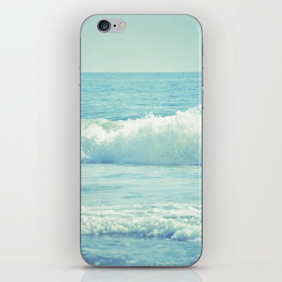 The Waves iPhone & iPod Skin