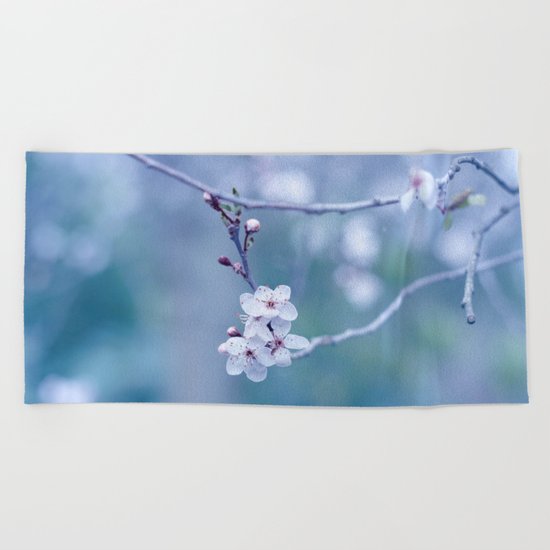 hope springs eternal Beach Towel