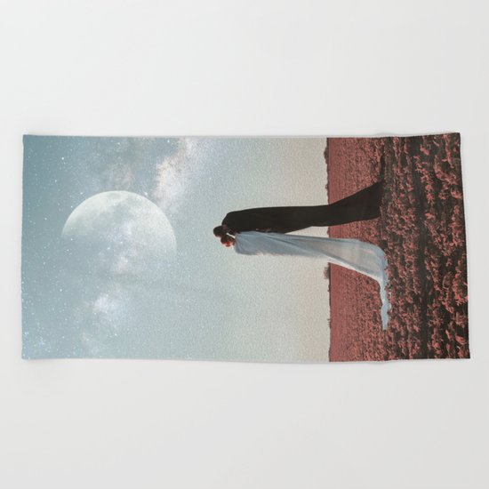 Living under the stars Beach Towel