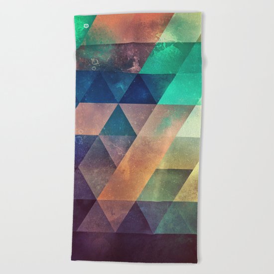 lytr vyk ryv Beach Towel