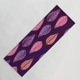  Polynesian Purple Tropical Leaves Pattern Yoga Mat