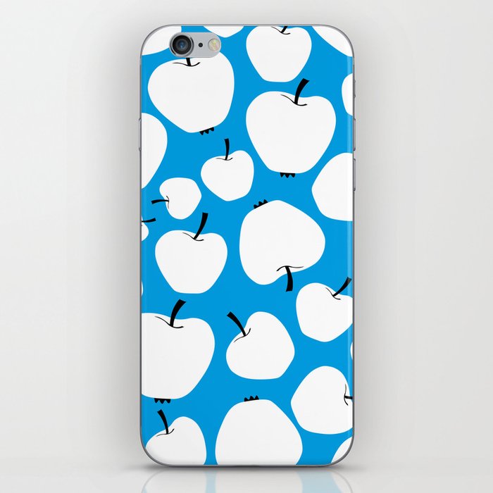 Pattern of white apples on a blue background iPhone Skin