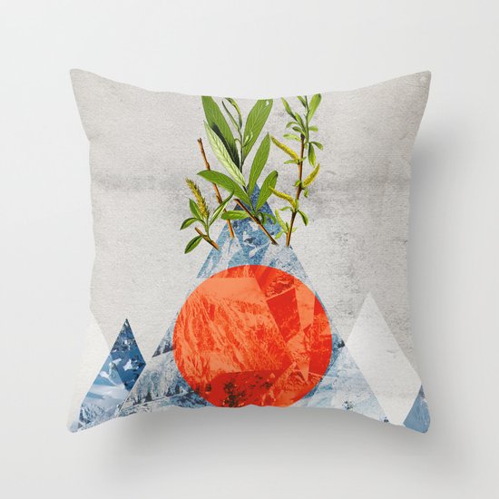 Navrhbrdavrbamrda Throw Pillow