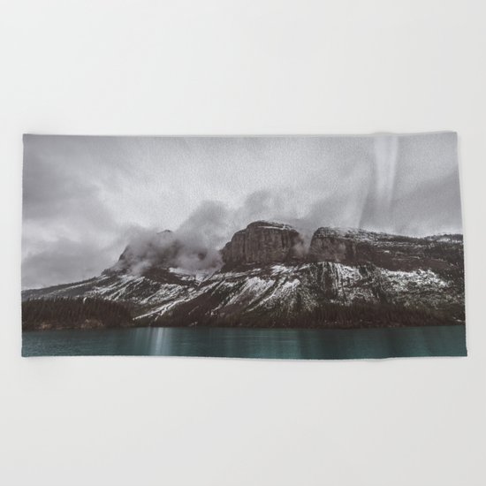 Landscape Maligne Lake Mountain View Photography | Alberta | Canada Beach Towel