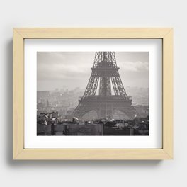 Eiffeltower in black and white Recessed Framed Print