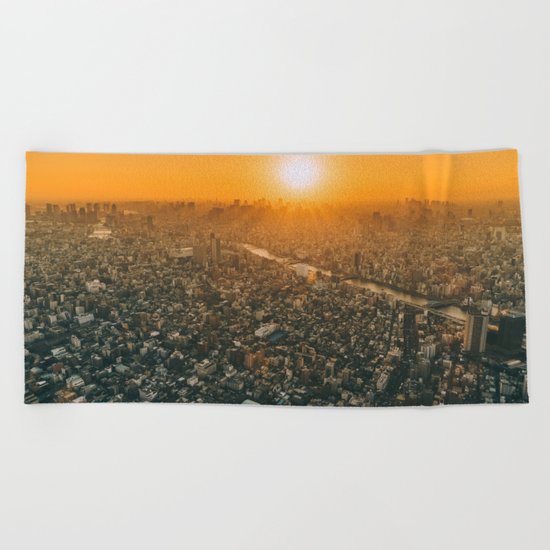 City and the sky Beach Towel