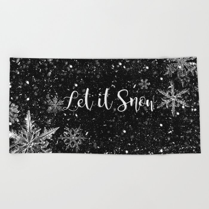 Let it snow Beach Towel