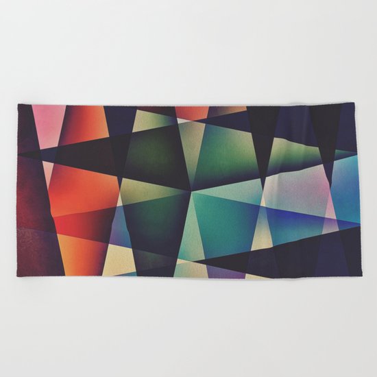 tyltyd wyndww Beach Towel