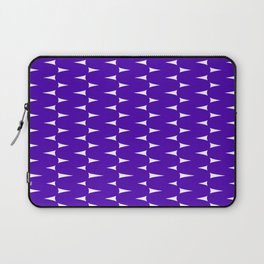Retro Curvy Lines Pattern in Purple Laptop Sleeve