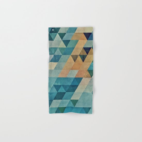 vyntyge pwwdr Hand & Bath Towel