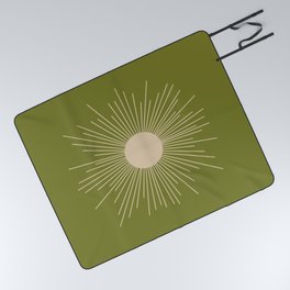 Mid-Century Modern Sunburst II - Minimalist Sun in Mid Mod Beige and Olive Green Picnic Blanket