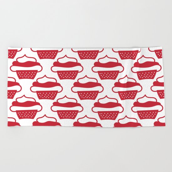 Red cupcakes Beach Towel