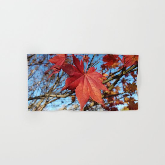 Maple leaf center stage Hand & Bath Towel