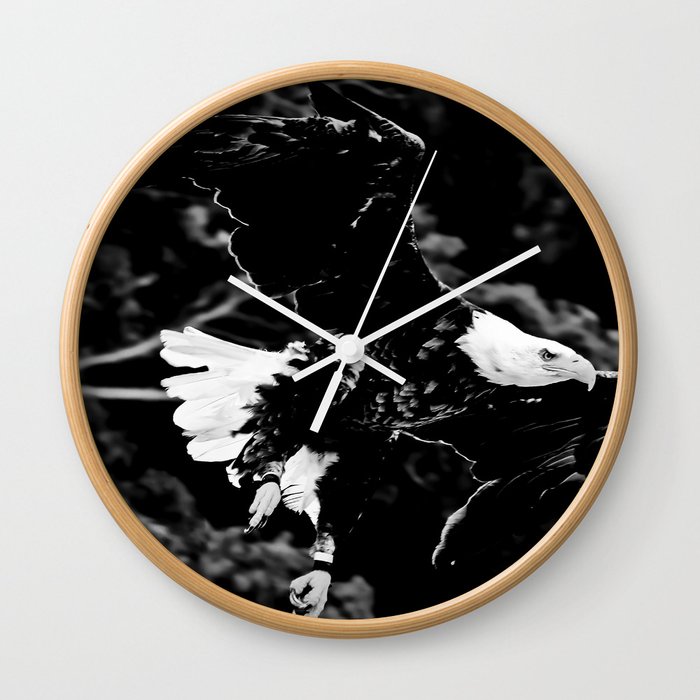 Bald Eagle in flight black and white Wall Clock