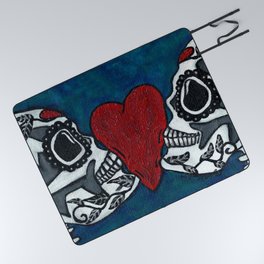 Amo y Besos (Love & Kisses) Picnic Blanket
