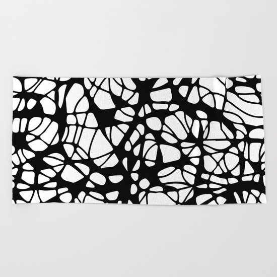 black curves Beach Towel