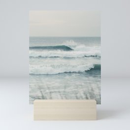 ocean waves Mini Art Print